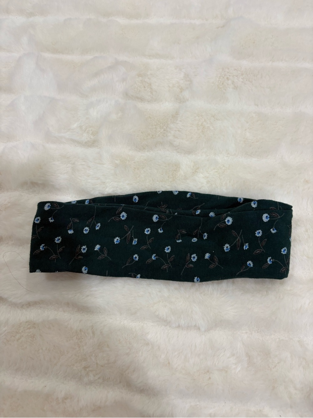 Brandy Melville Dark Green Floral Headwrap with Blue Flowers